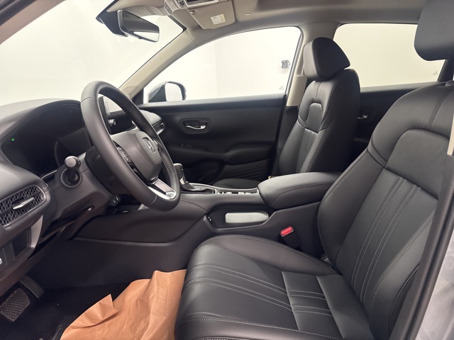 2026 Honda HR-V EX-L photo 8