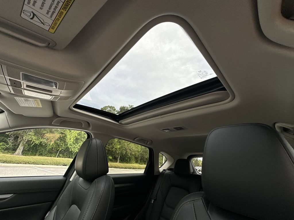 2022 Mazda CX-5 2.5 S Preferred photo 26