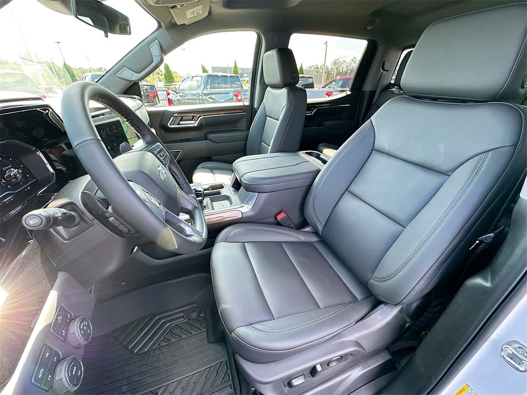 2025 Chevrolet Silverado 1500 LT Trail Boss photo 13