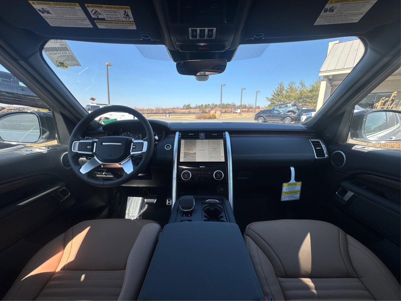 2025 Land Rover Discovery SE photo 15