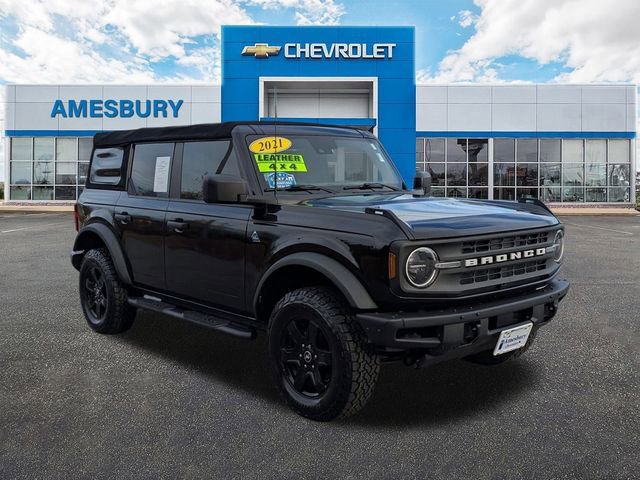 2021 Ford Bronco 4-Door Black Diamond's photo