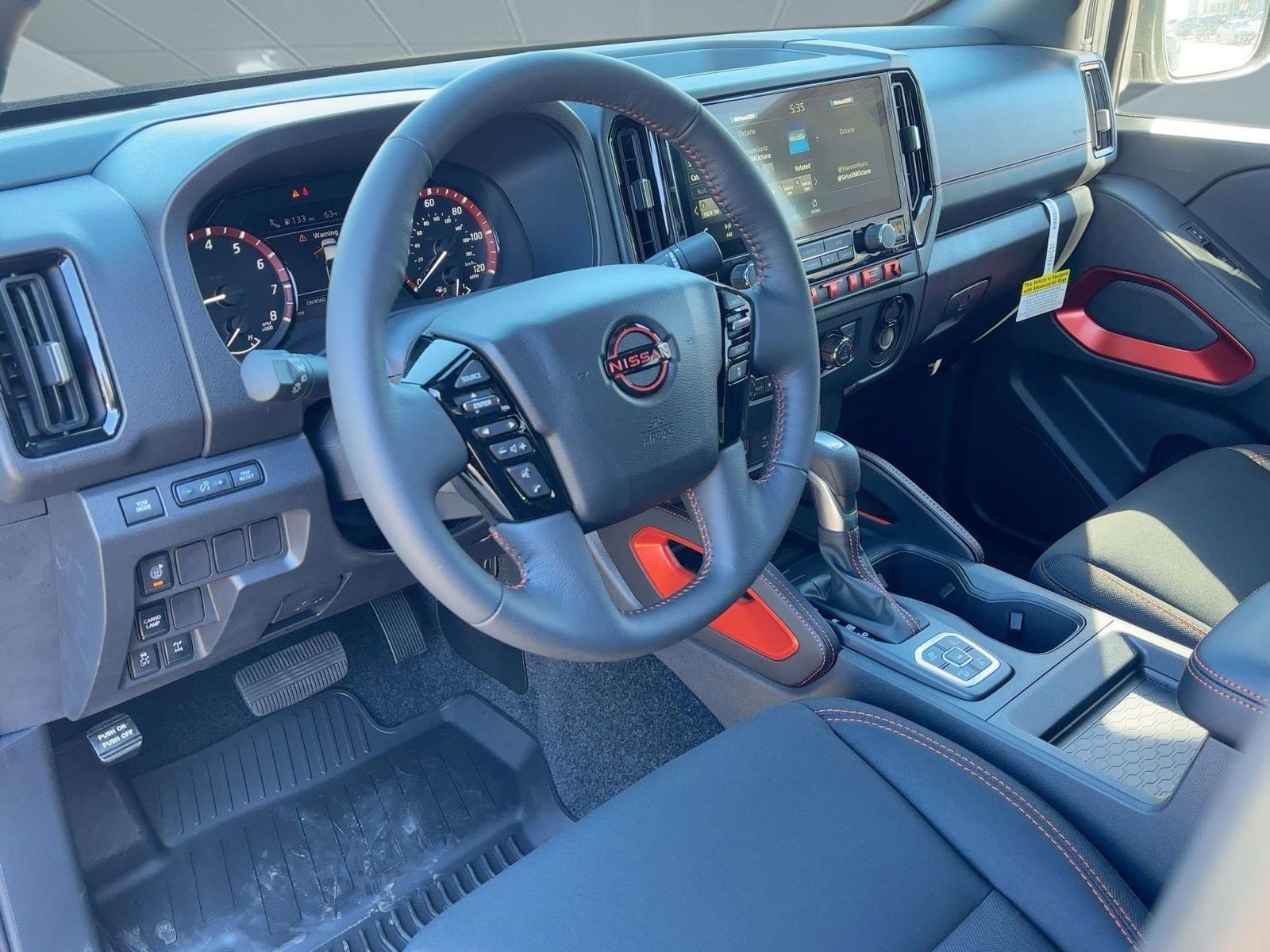 2026 Nissan Frontier PRO-4X photo 4