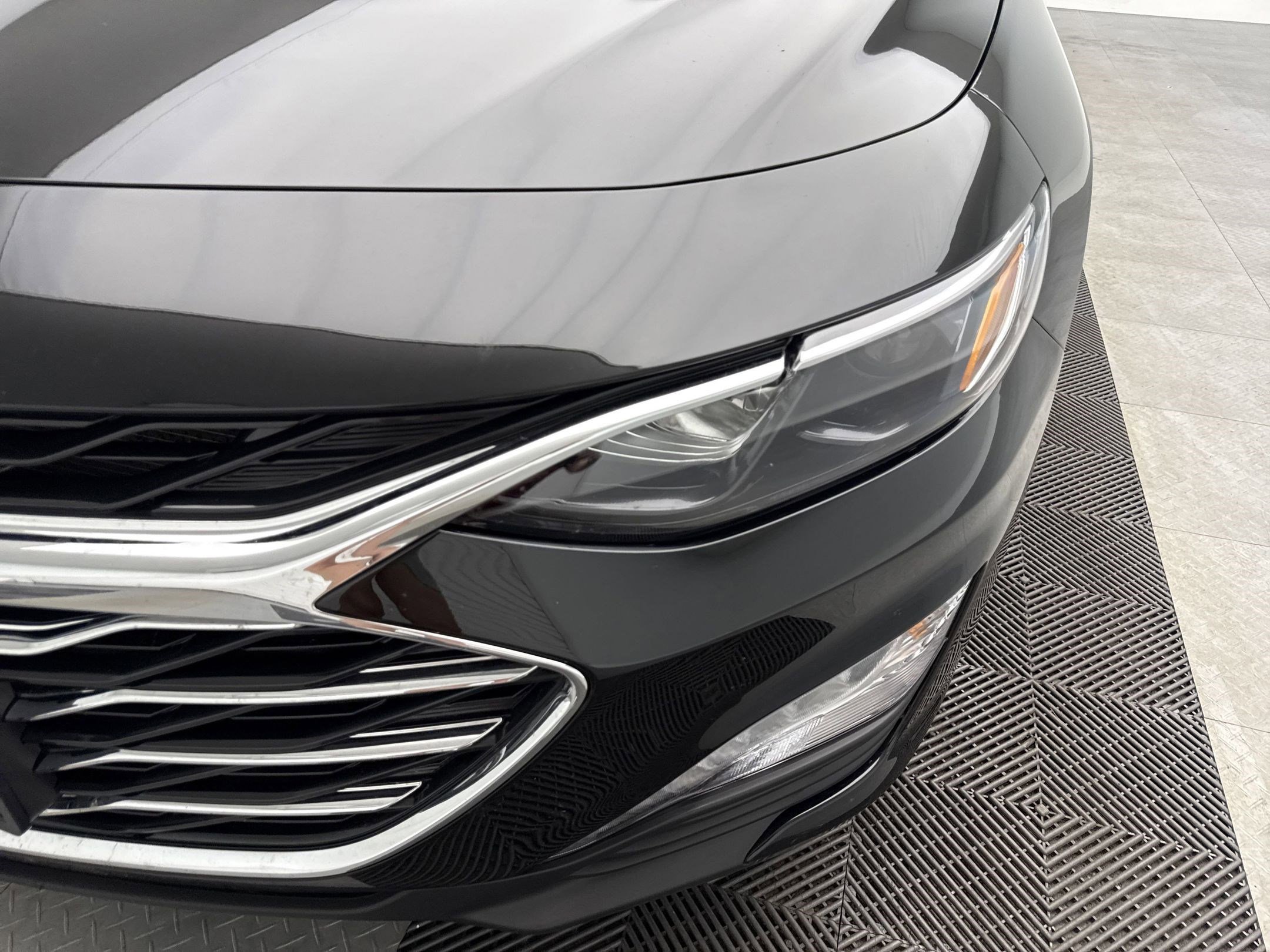 2023 Chevrolet Malibu 1LT photo 32