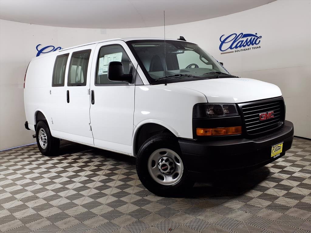 2025 GMC Savana Cargo Work Van's photo