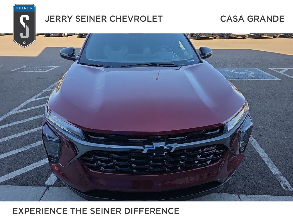 2024 Chevrolet Trax RS's photo