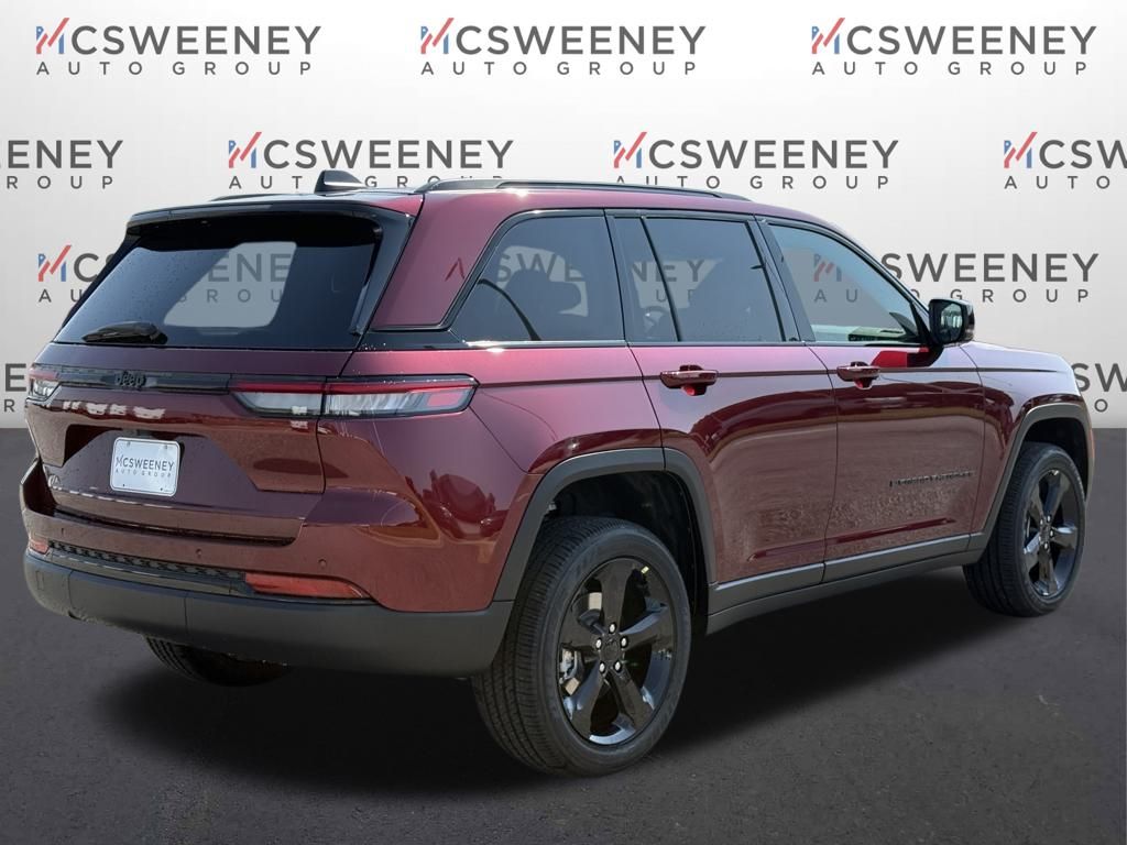 2025 Jeep Grand Cherokee Altitude photo 4
