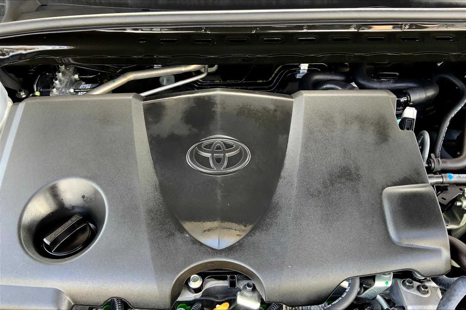 2024 Toyota Camry SE photo 28