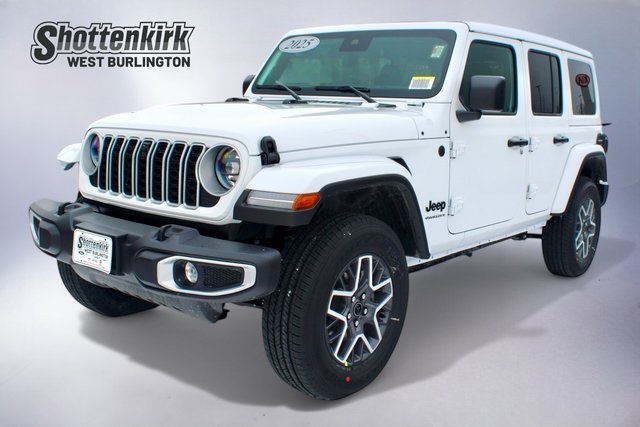 2025 Jeep Wrangler 4-Door Sahara's photo