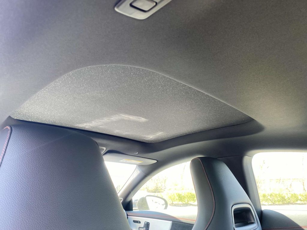2025 Mercedes Benz CLA 250 photo 11