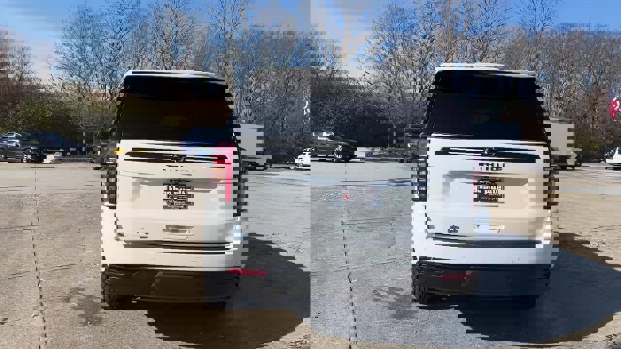 2024 Chevrolet Tahoe Z71 photo 8