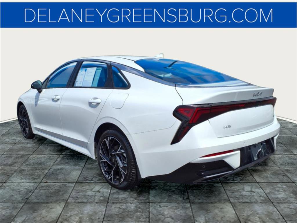 2025 Kia K5 GT-Line photo 4
