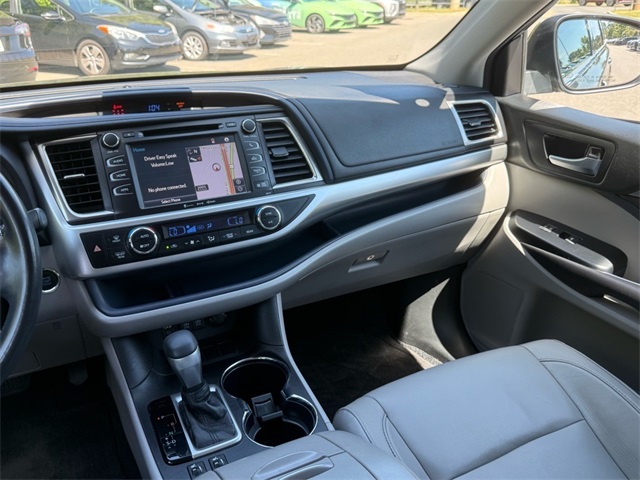 2018 Toyota Highlander XLE photo 25