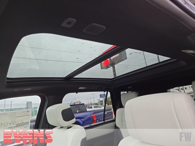2025 Toyota Sequoia Capstone photo 20