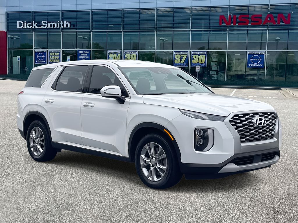2022 Hyundai Palisade SE's photo