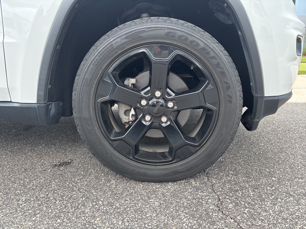 2020 Jeep Grand Cherokee Laredo Upland photo 6