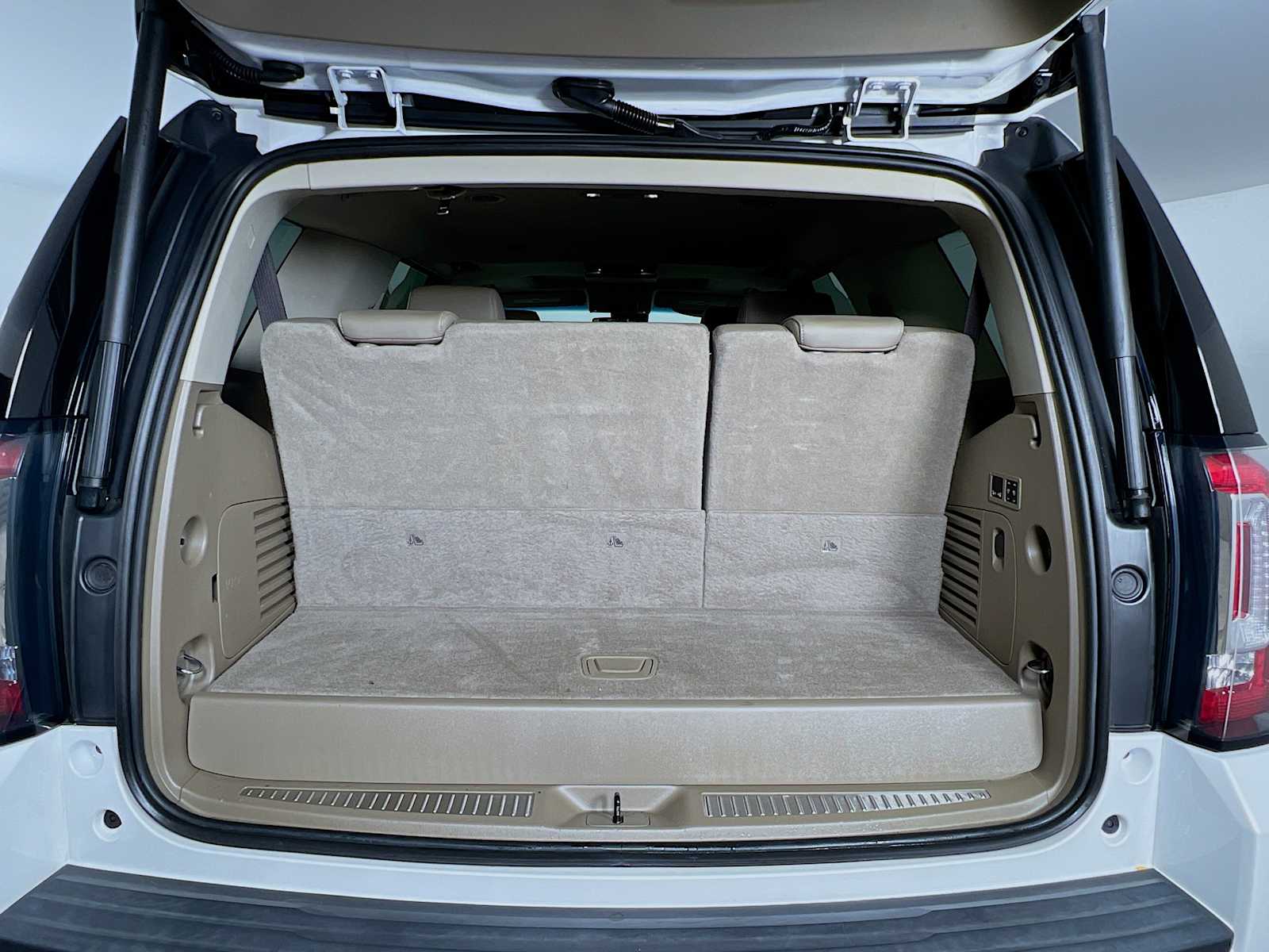 2019 Gmc Yukon SLT photo 20