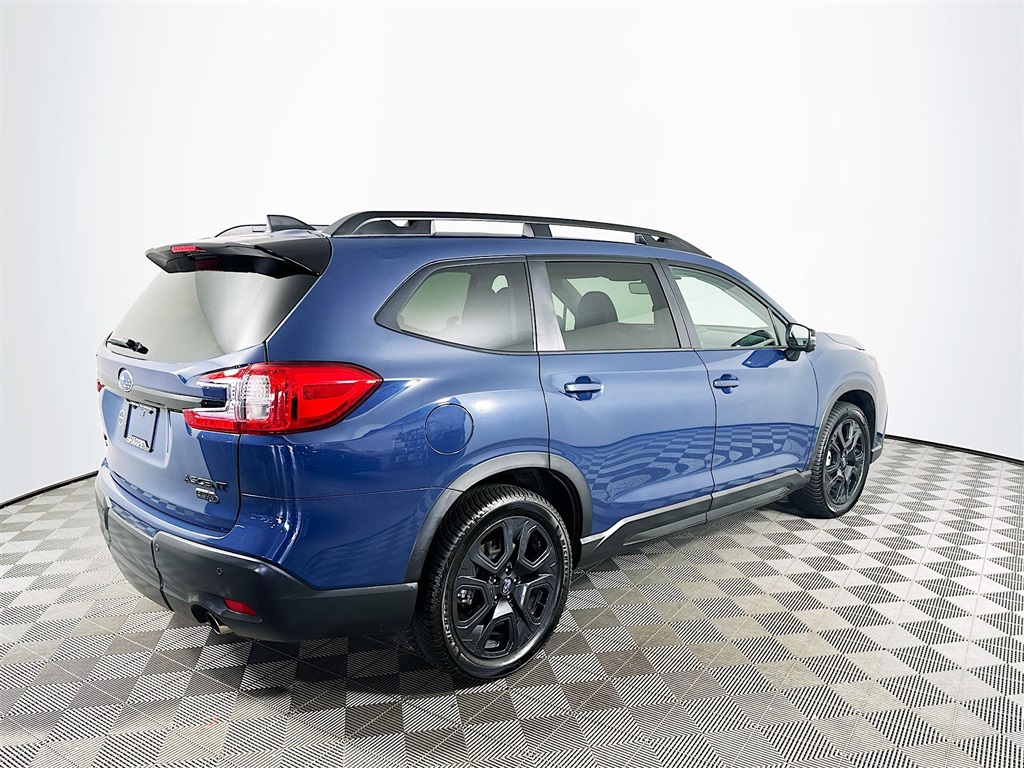 2023 Subaru Ascent Onyx Edition photo 4