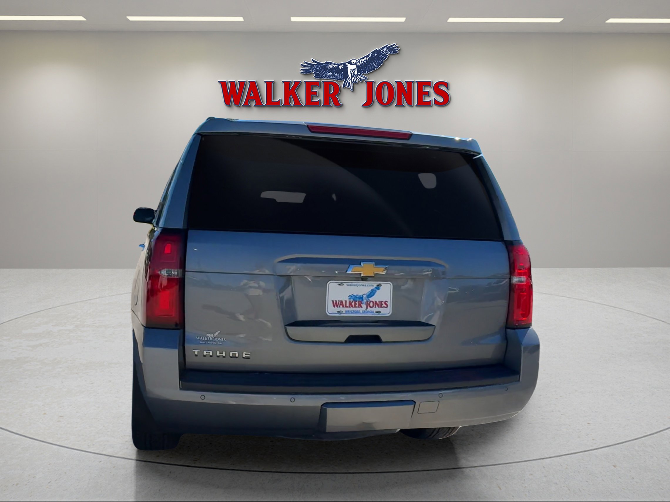 2020 Chevrolet Tahoe LT photo 4