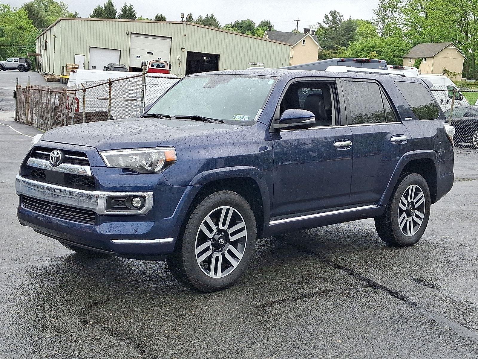 2022 Toyota 4Runner Limited photo 3