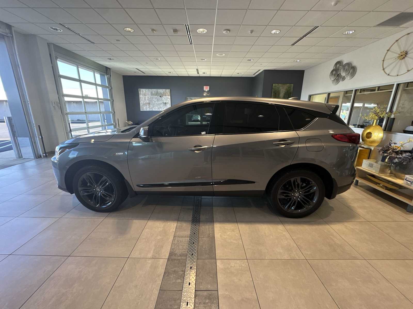 2023 Acura RDX A-Spec photo 6