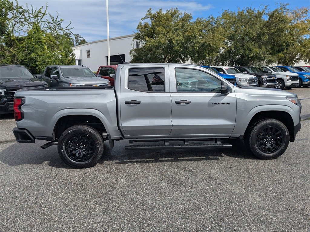2026 Chevrolet Colorado Work Truck photo 2