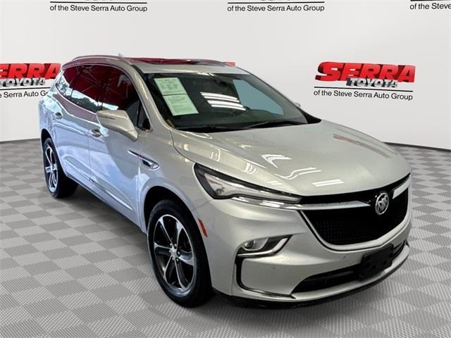 2022 Buick Enclave Essence's photo