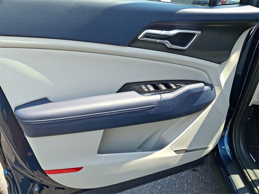 2025 Kia Sportage Hybrid EX photo 12