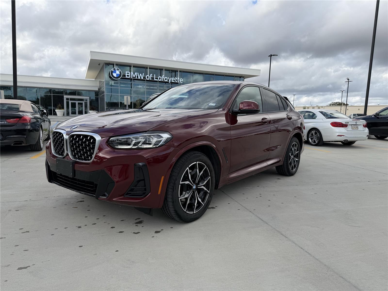 2025 BMW X4 30i's photo