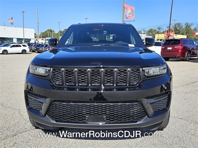 2025 Jeep Grand Cherokee Altitude X photo 2
