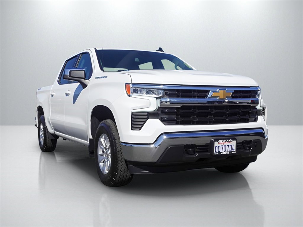 2025 Chevrolet Silverado 1500 LT's photo