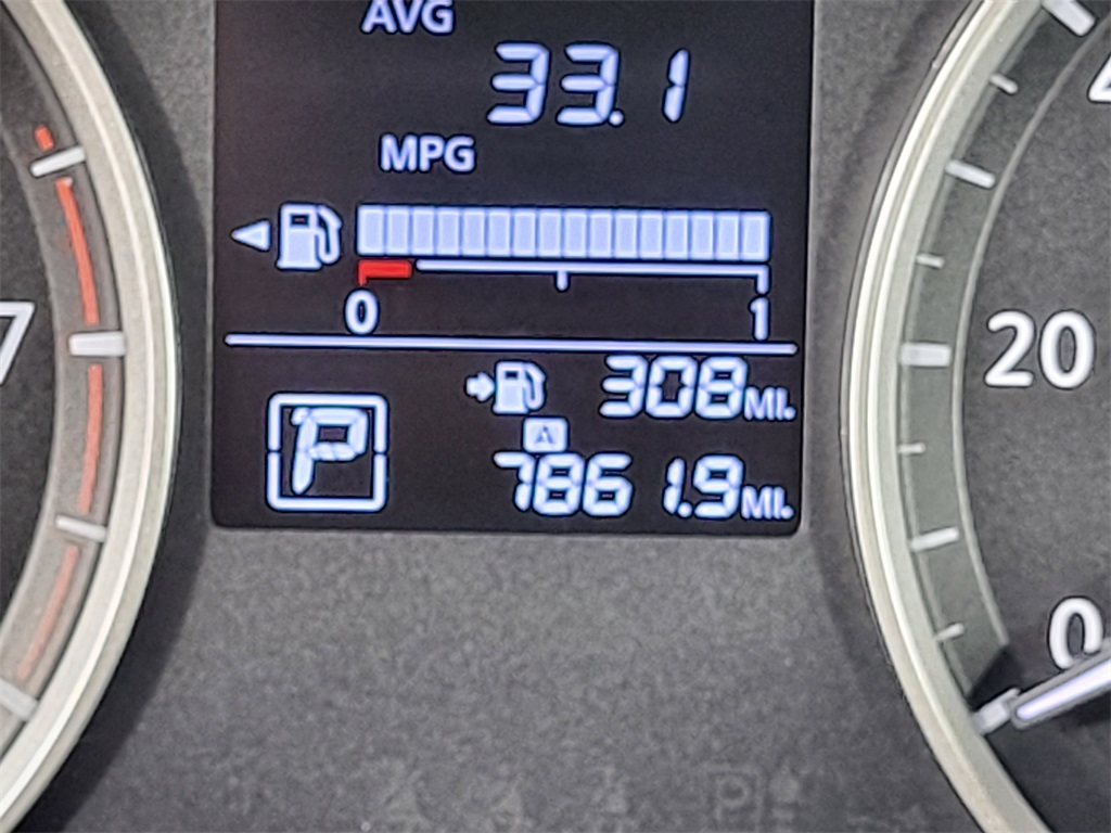 2024 Nissan Versa 1.6 S photo 23