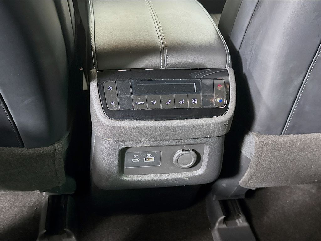 2023 Infiniti QX60 Luxe photo 30