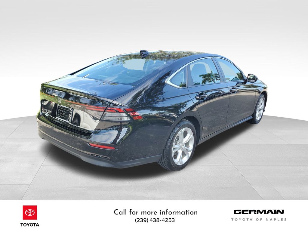2023 Honda Accord LX photo 5