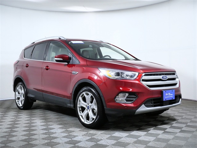 2019 Ford Escape Titanium's photo