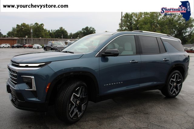 2026 Chevrolet Traverse High Country photo 2