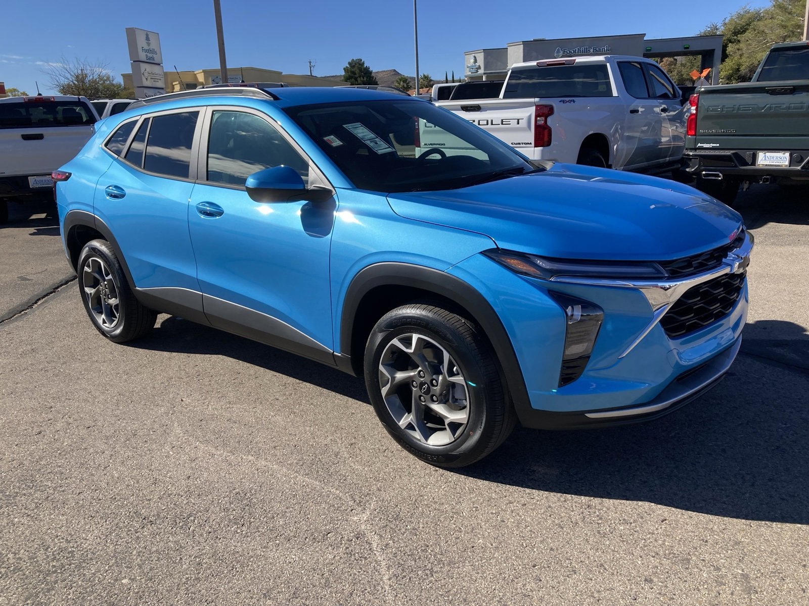 2026 Chevrolet Trax LT photo 3