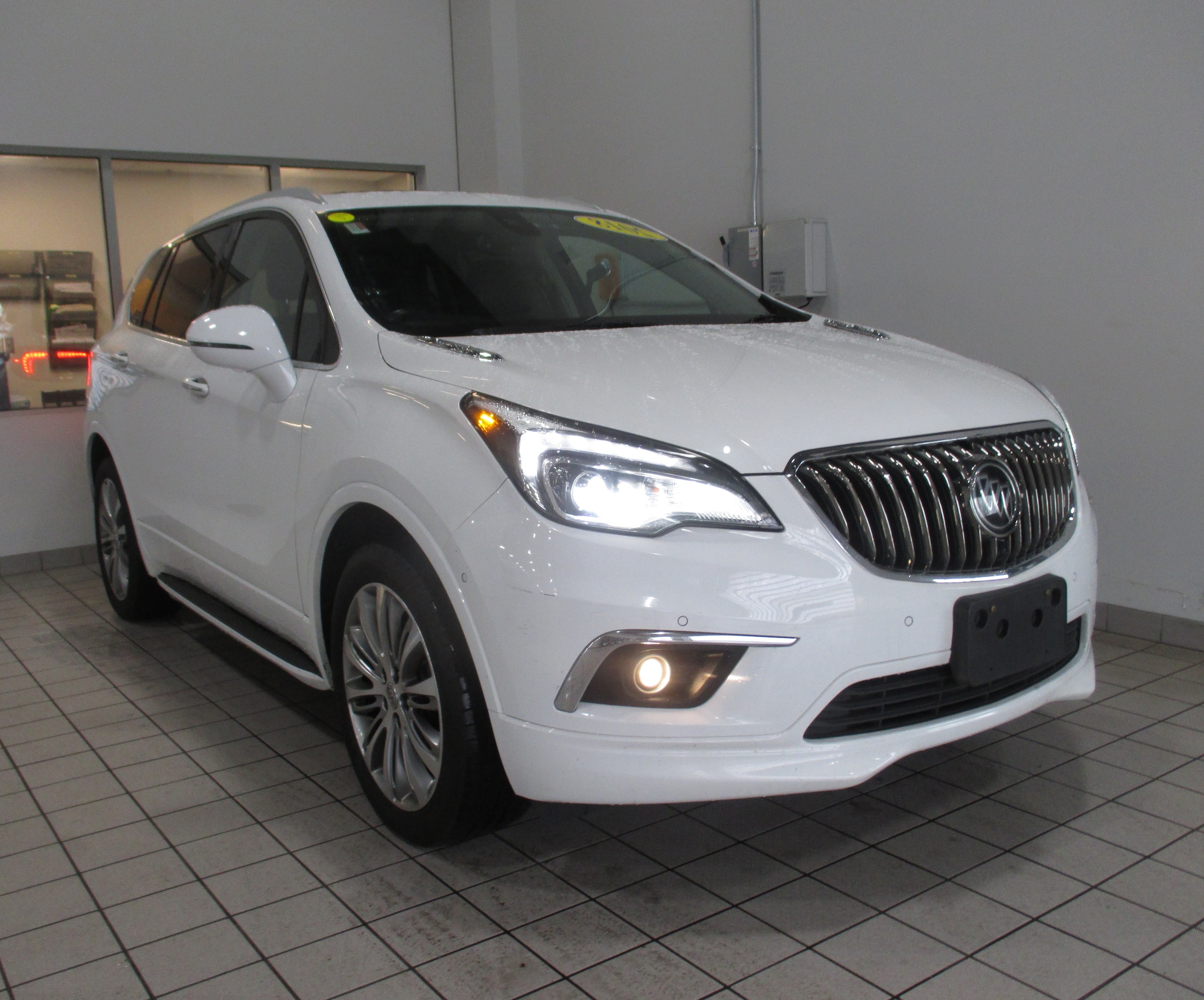 2018 Buick Envision Premium II's photo