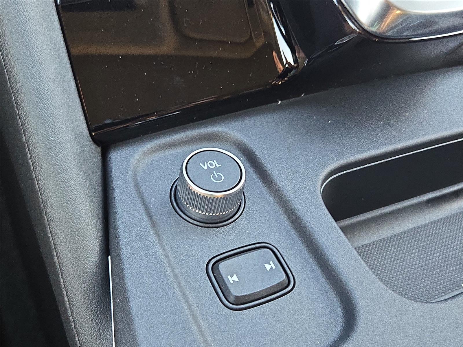 2026 Acura MDX SH-AWD Technology photo 8
