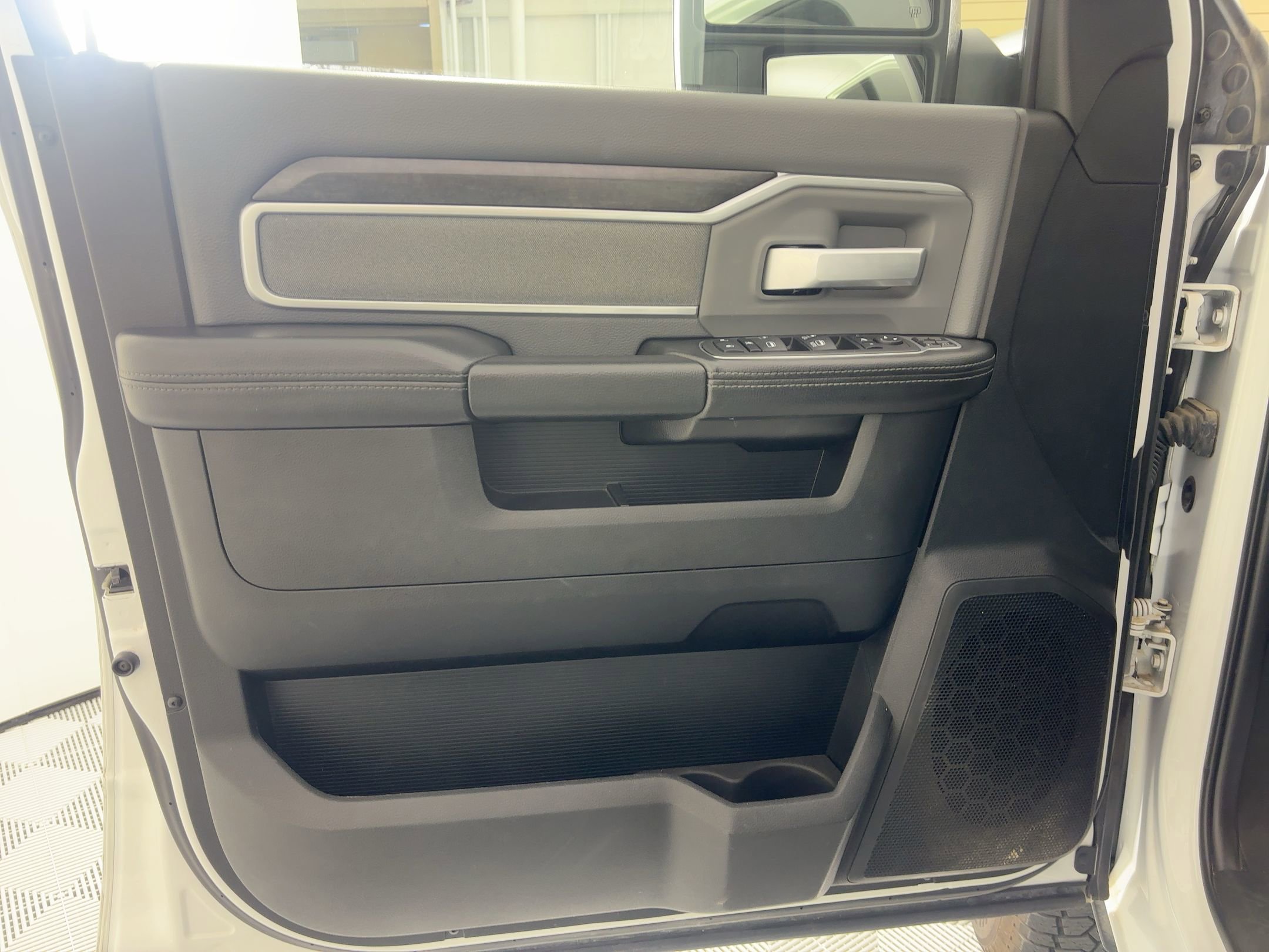 2023 Ram 2500 Big Horn photo 18