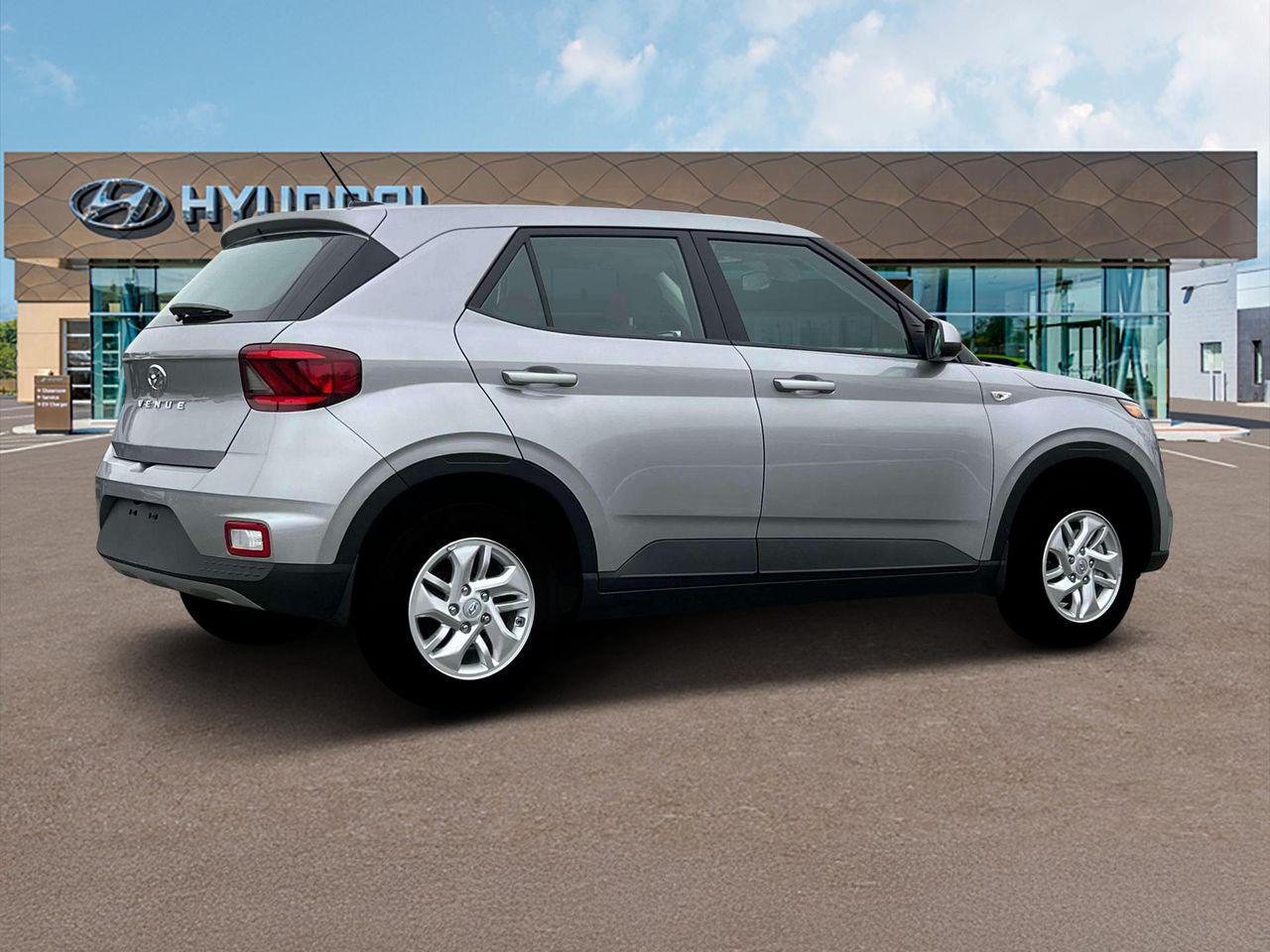 2025 Hyundai Venue SE photo 6