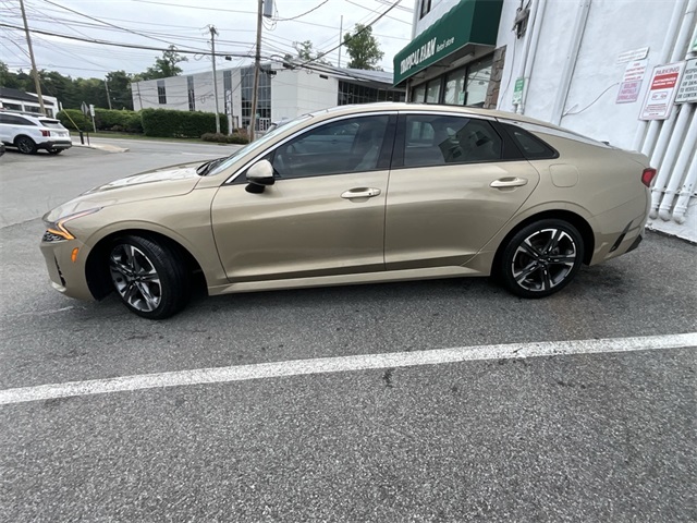 2022 Kia K5 EX photo 4