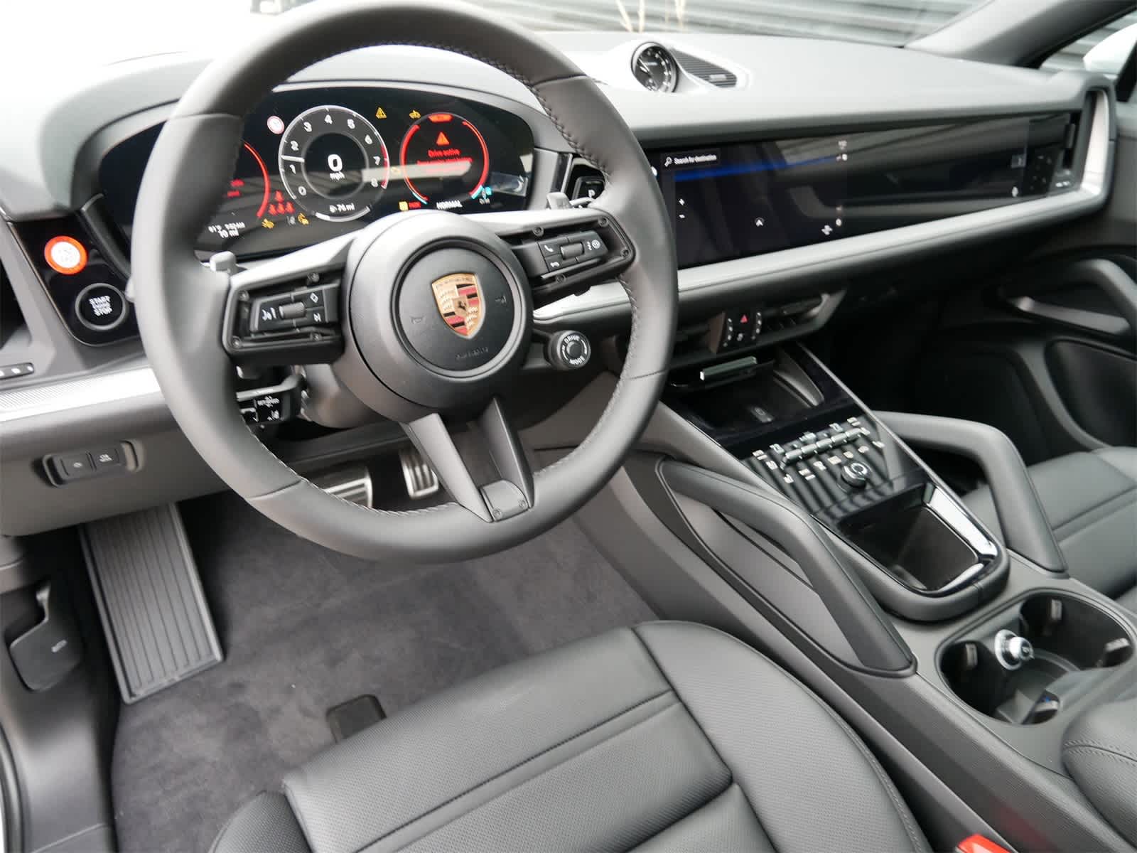 2026 Porsche Cayenne Coupe photo 4