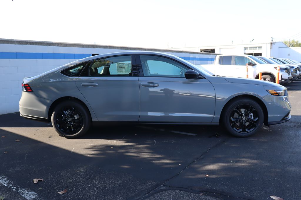 2025 Honda Accord SE photo 4