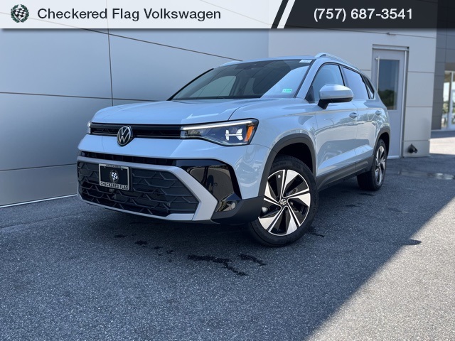 2025 Volkswagen Taos SE's photo