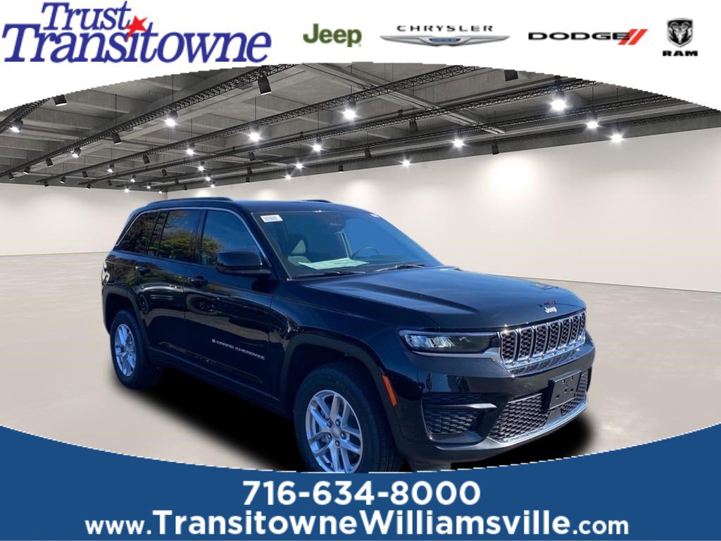 2025 Jeep Grand Cherokee Laredo's photo