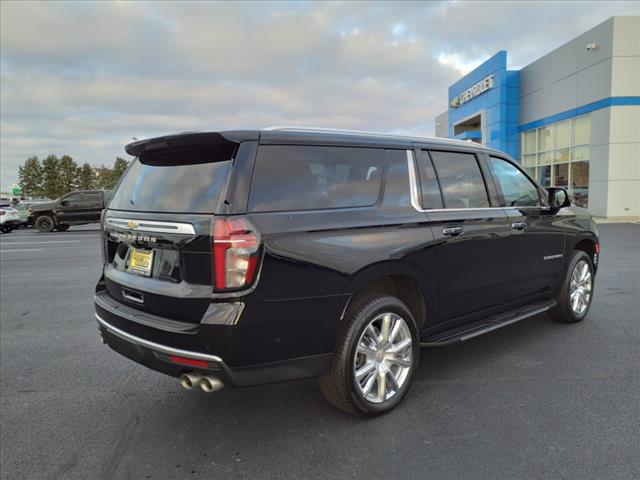 2023 Chevrolet Suburban High Country photo 4