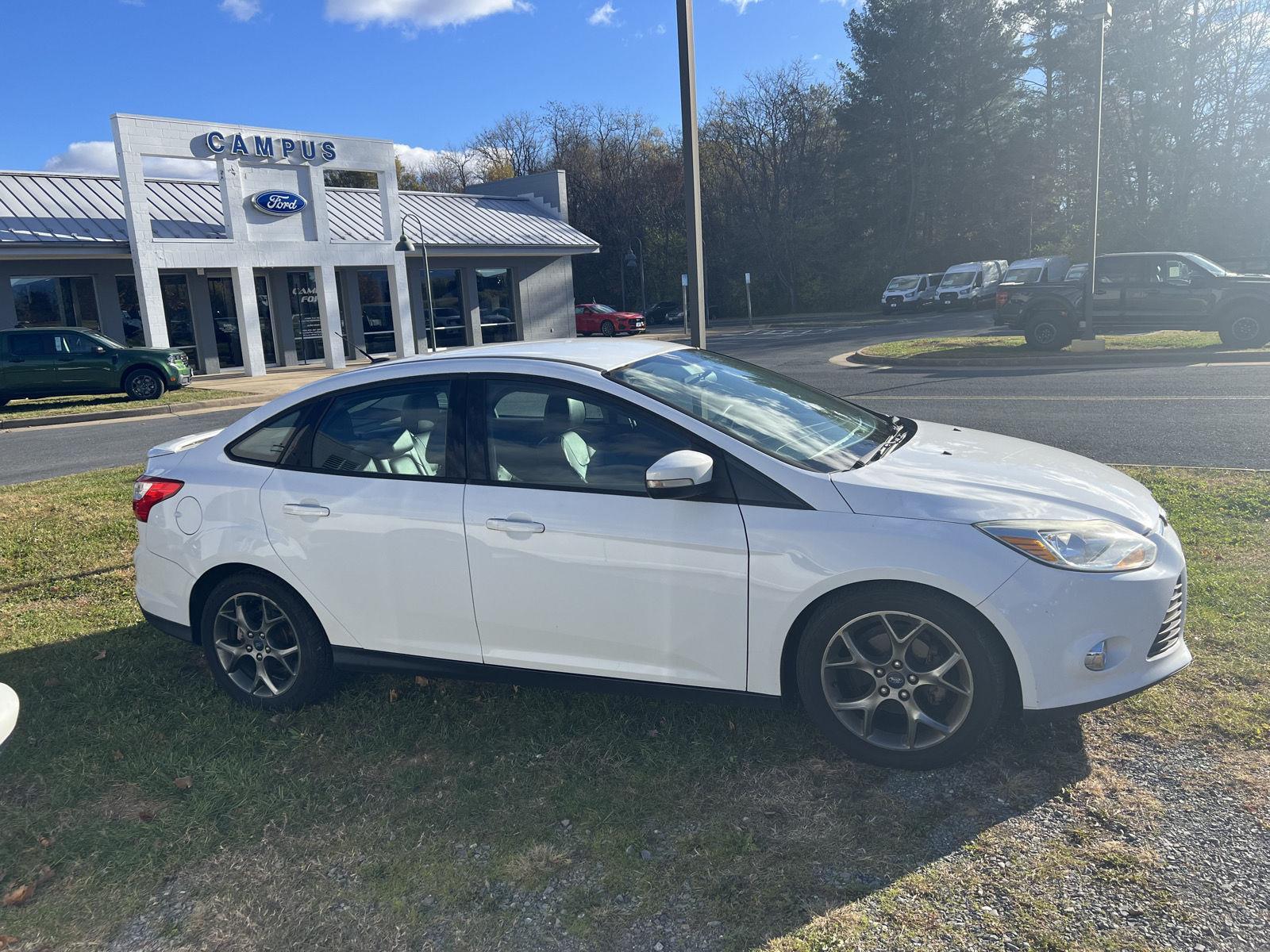 Used 2013 Ford Focus SE with VIN 1FADP3F23DL175263 for sale in Waynesboro, VA