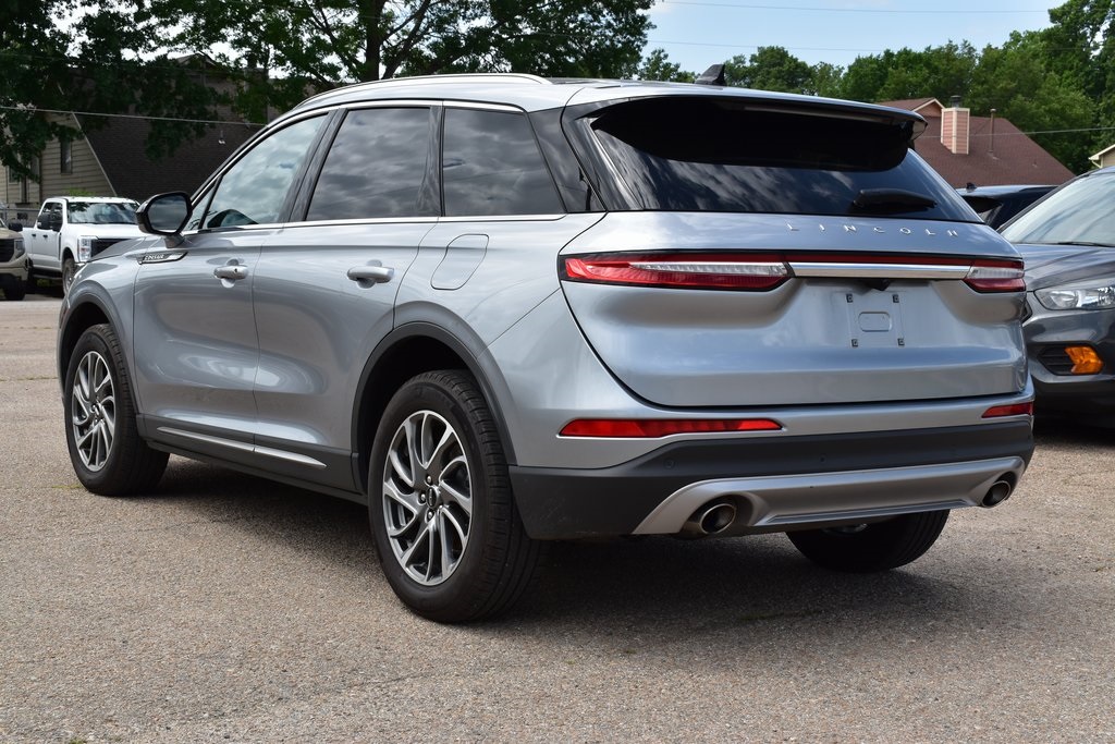 2021 Lincoln Corsair Standard photo 6