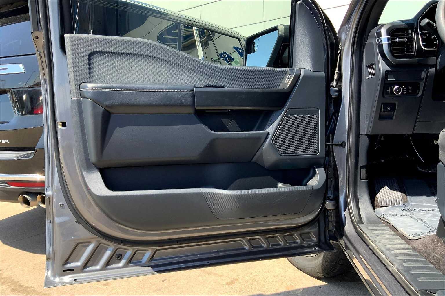 2022 Ford F-150 XL photo 21