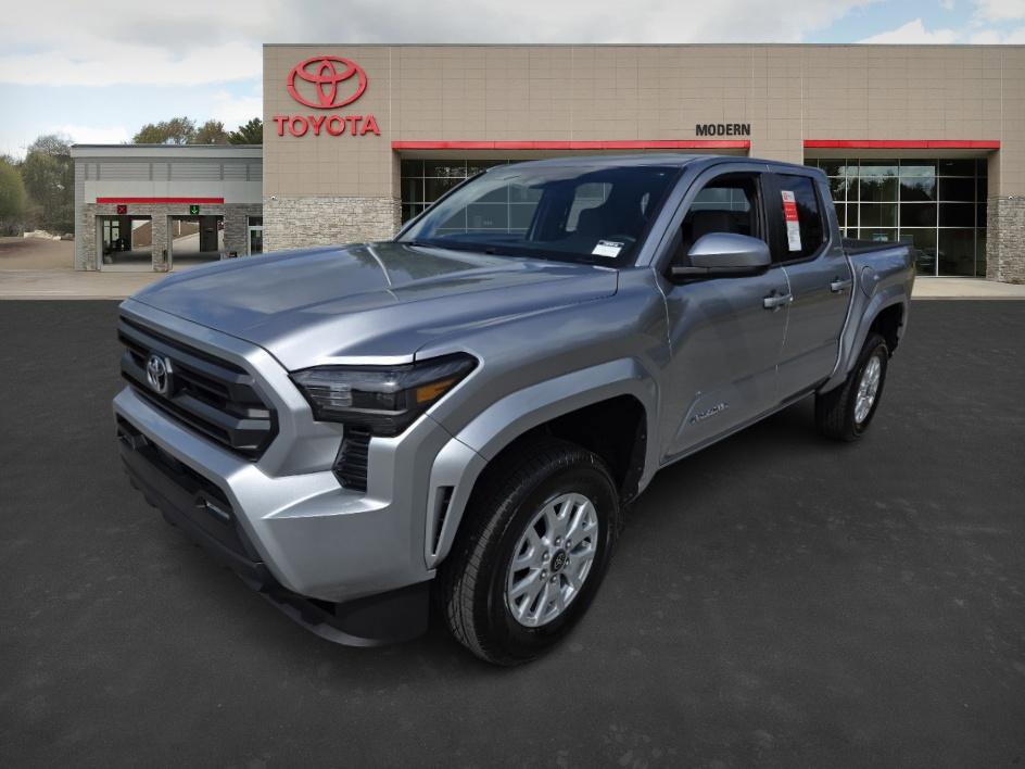 2025 Toyota Tacoma SR5's photo